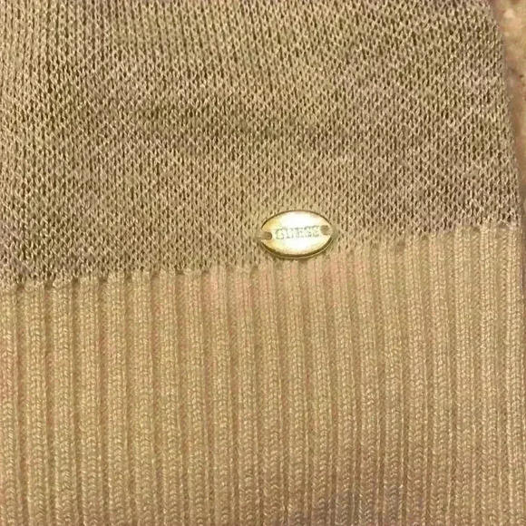 NWOT Guess Sweater - Picture 6 of 6